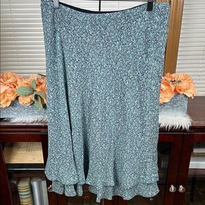 Elisabeth by Liz Claiborne Silk Skirt NWT Size 14W